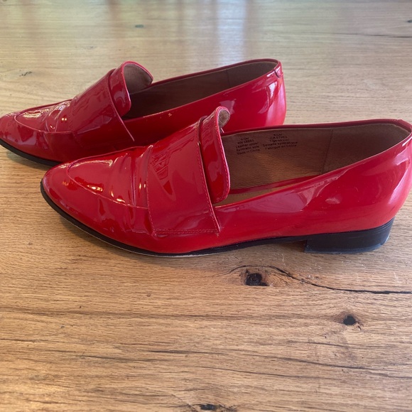 Halogen Almond Toe Red Patent Leather Loafers Women’s 8 1/2 Preloved - Picture 2 of 8